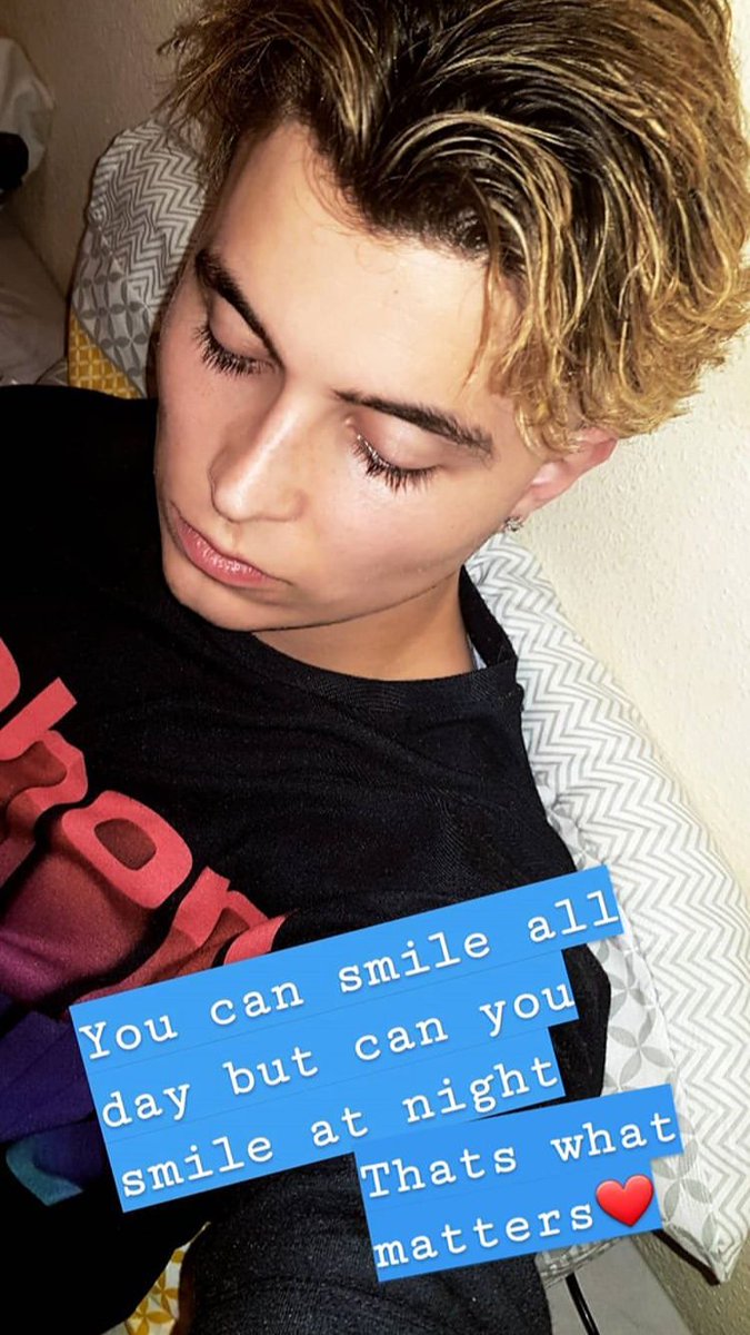 aussie__roadie's tweet photo. You can smile all day can you smile at night that’s what really matters-Brooklyn Wyatt  #ryebeaumont #andyfowler #mikeycobban #jackduff #brooklynwyatt @roadtriptv https://t.co/T6K2NaCxdN