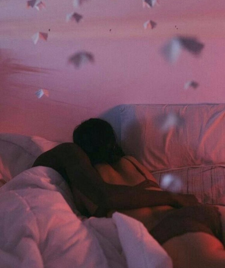 ZskyYyY's tweet photo. This will forever be a mood for me 🤭 https://t.co/1bBQfeEcRB