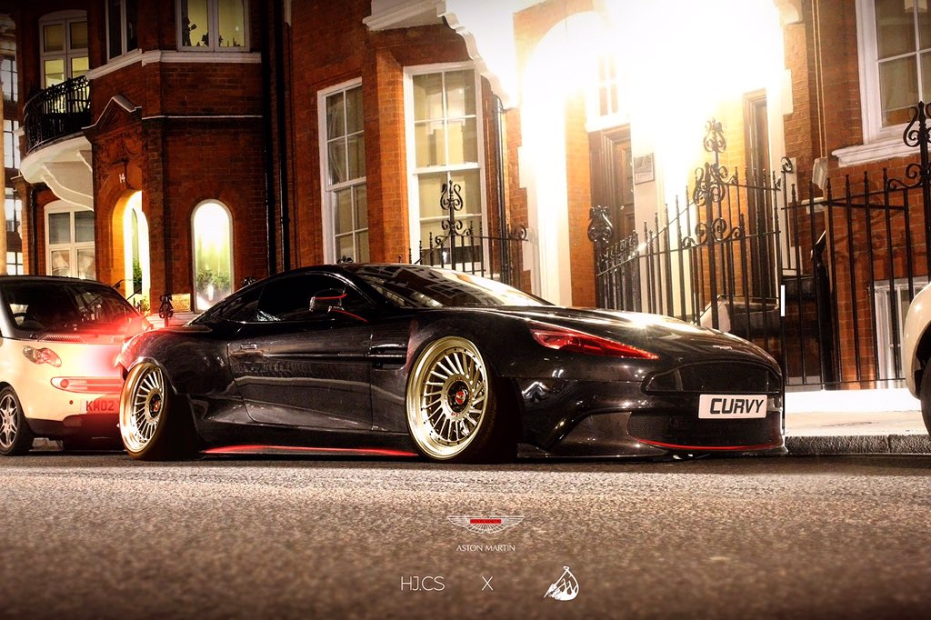 I dropped this #AstonMartin to the ground, with some beautiful @skolwheels and on some @AccuAir #airsuspension sitting in the heart of LONDON 
#London #carporn #racecar