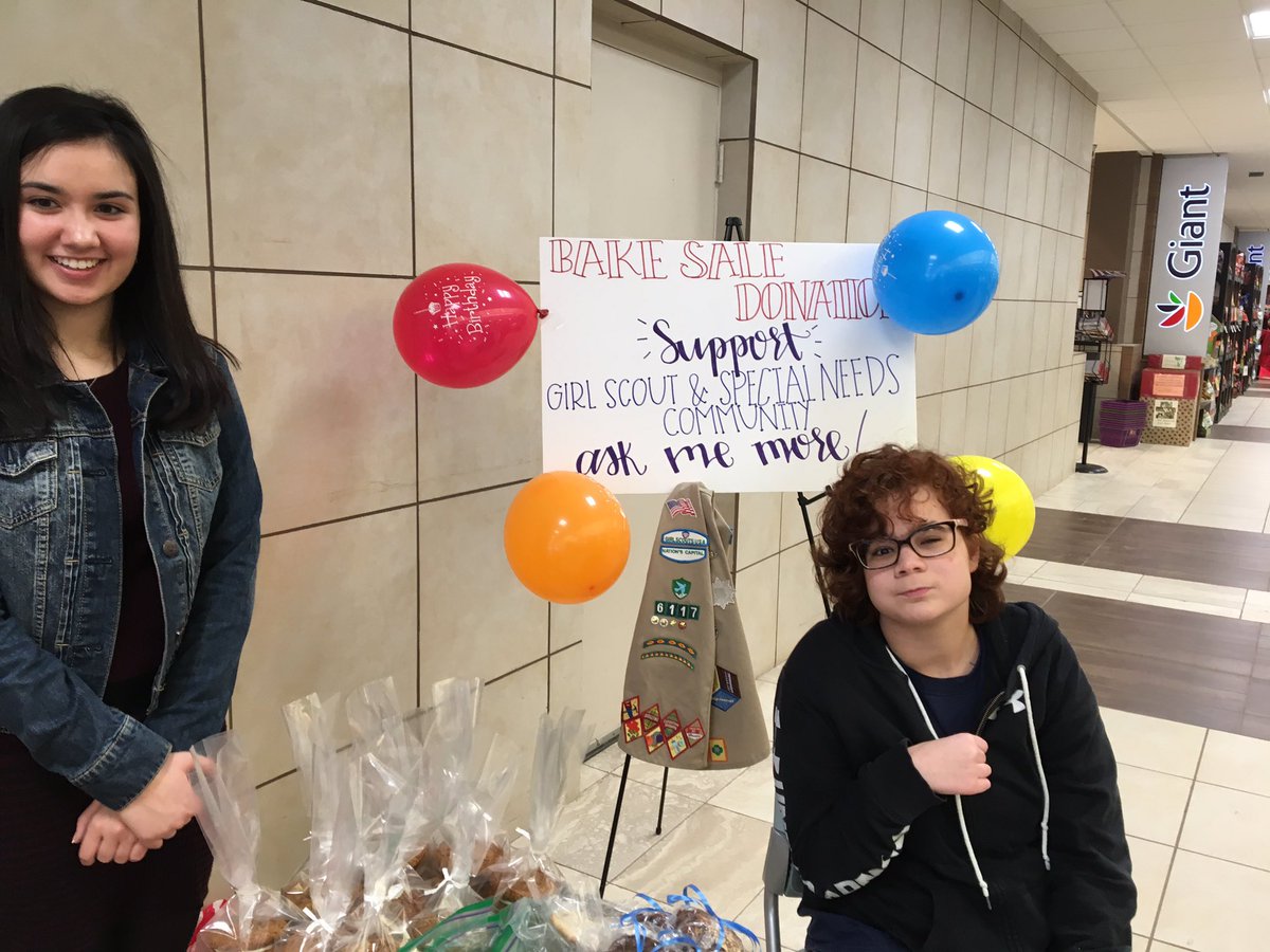 WSBuddiesClub's tweet photo. Support Birthday Buddies until 4pm today 🎈🎉🎁 https://t.co/zF3h47weSH