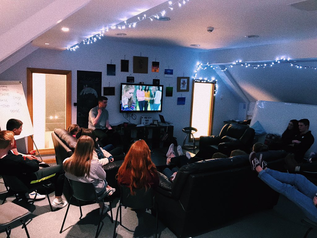 Let’s practice ‘Good Peer Pressure’. Set a solid example &amp; encourage others, always pointing towards our amazing role-model. When we endure with Him, we’ll always win with Him. So good from @Daniel_Patton sharing with our RePhresh group