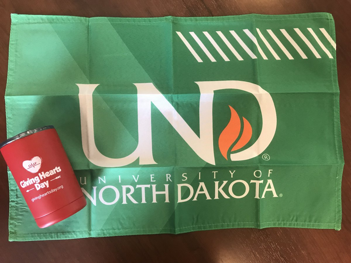 undalumni's tweet photo. <<WIN THIS FLAG AND THERMOS!>>
Two steps:
1. Follow us
2. Comment/reply with why you love UND and #CountMeUND
For an extra entry retweet this post!
4 days until Giving Hearts Day 2019๐
#UNDproud #UNDcontest https://t.co/QbrEvTa6a1