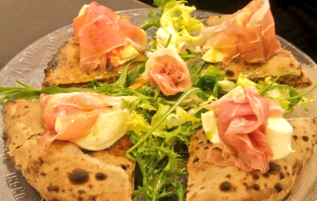 LaConsiglieria's tweet photo. .@SlowFoodItaly -
Ecco il mio #spicchio di #Domenica ...impossibile resistere! #focaccia ai #5cereali @MolinoQuaglia @prosciuttoparma #bufala #dop #Acunzo #Vomero
@SlowFoodHQ @DiscoverNapoli @NaturaCampana @chef_camillo @anboemo @Barbaga3Gaetano @ilgastronauta @ConfratPizza https://t.co/7akRh1lKeE