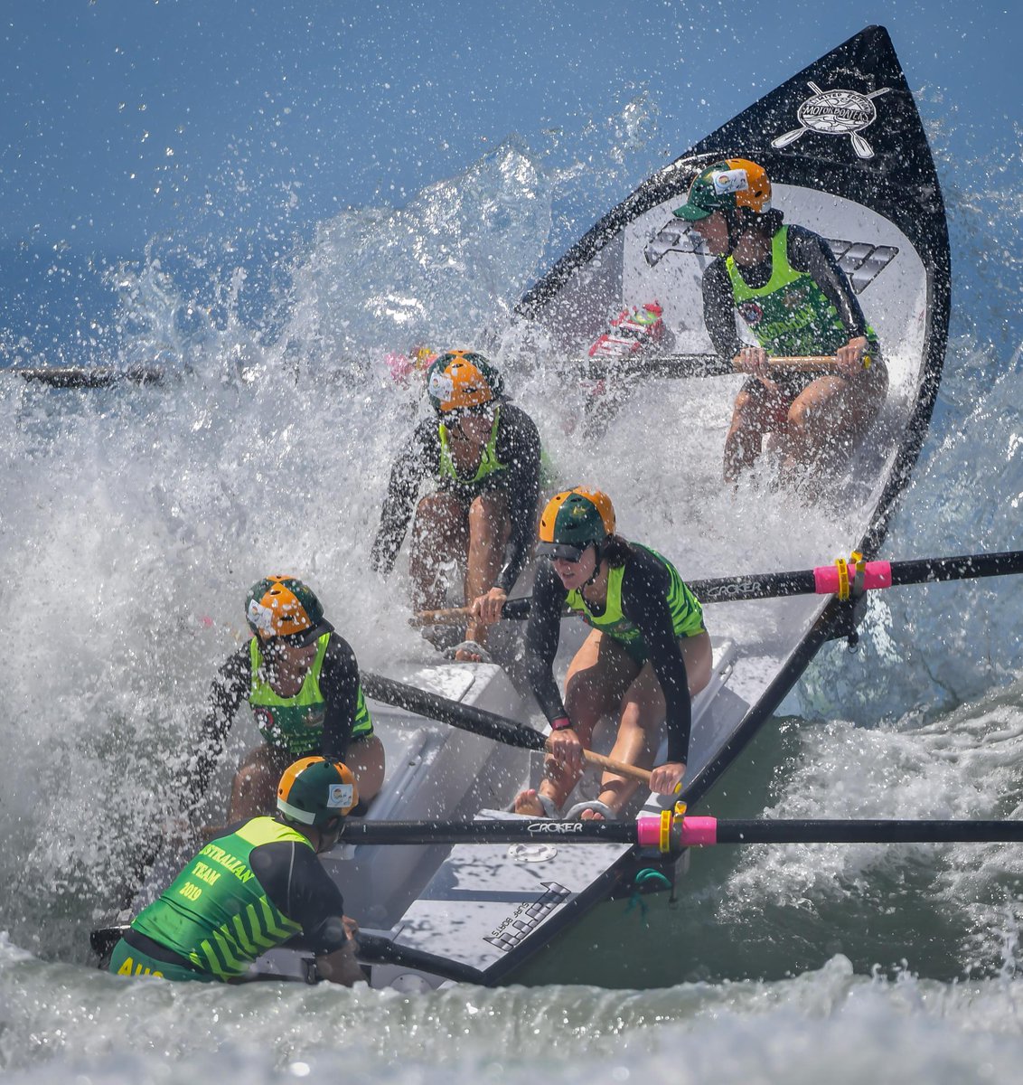 SLSNZHP's tweet photo. Here is a small sample of pics from the #TransTasman #SurfBoatChallenge &amp; #NorthIslandSurfBoatChamps. 🚣  To see more snaps, head to the #SLSNZ High Performance Facebook page (or copy the link below).  
📷 Norrie Mailer

SEE MORE: https://t.co/E4RYvnsse2 https://t.co/fJ7UvBBc86