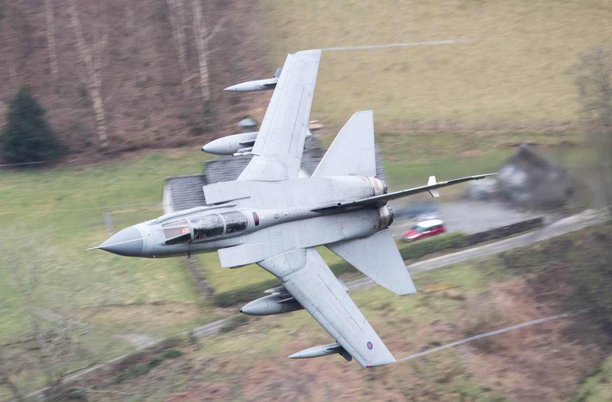 MachLoopLFA7's tweet image. We will all miss this sight in the loop. GR4 from @RAFMarhamMedia in the weeds. @StnCdrRAFMarham