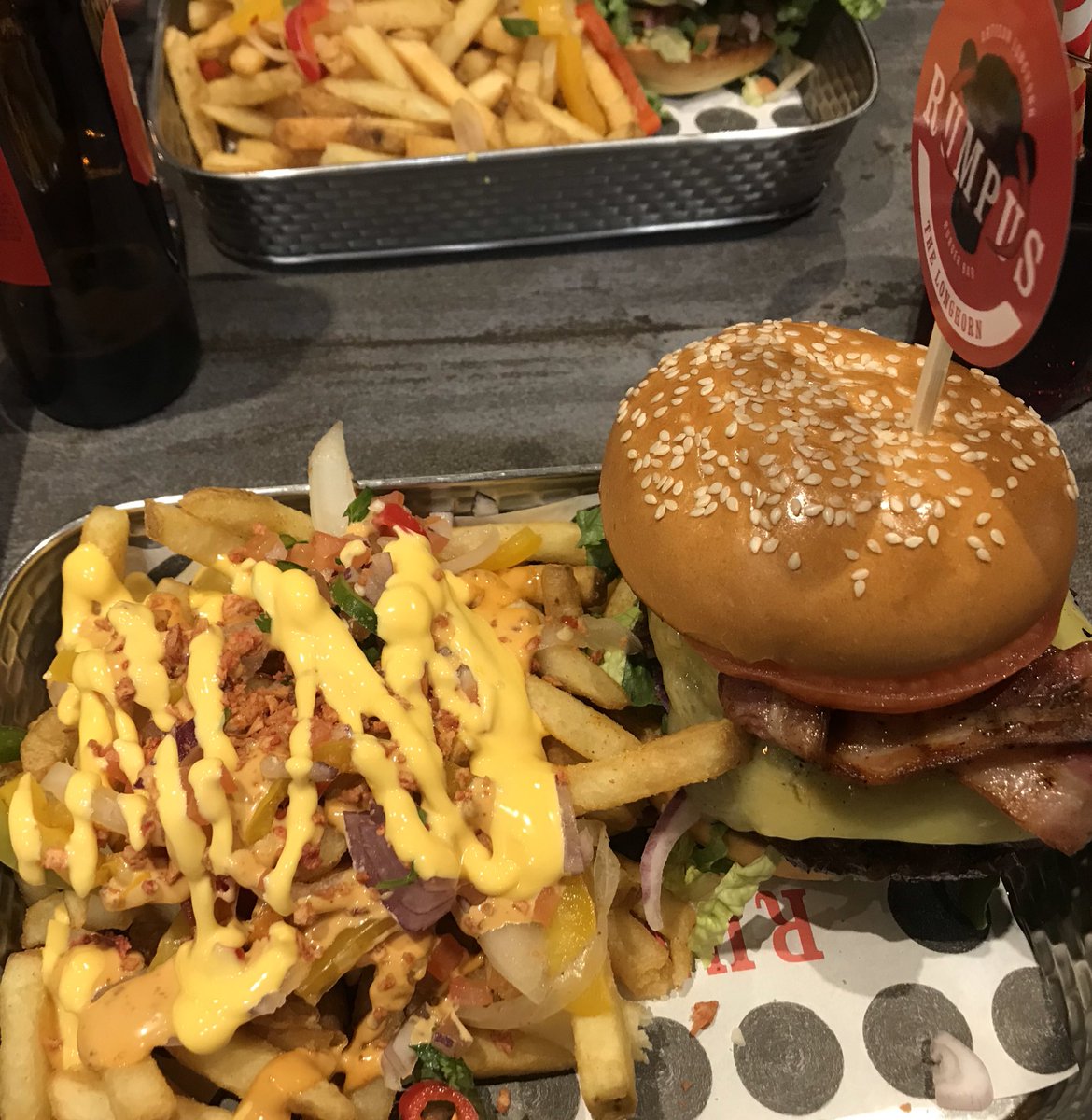 Louise Jaggar tweet media