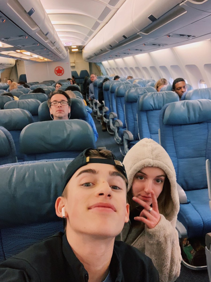 johnnyorlando's tweet photo. ✈️✈️✈️ https://t.co/3IKQM9LSGf