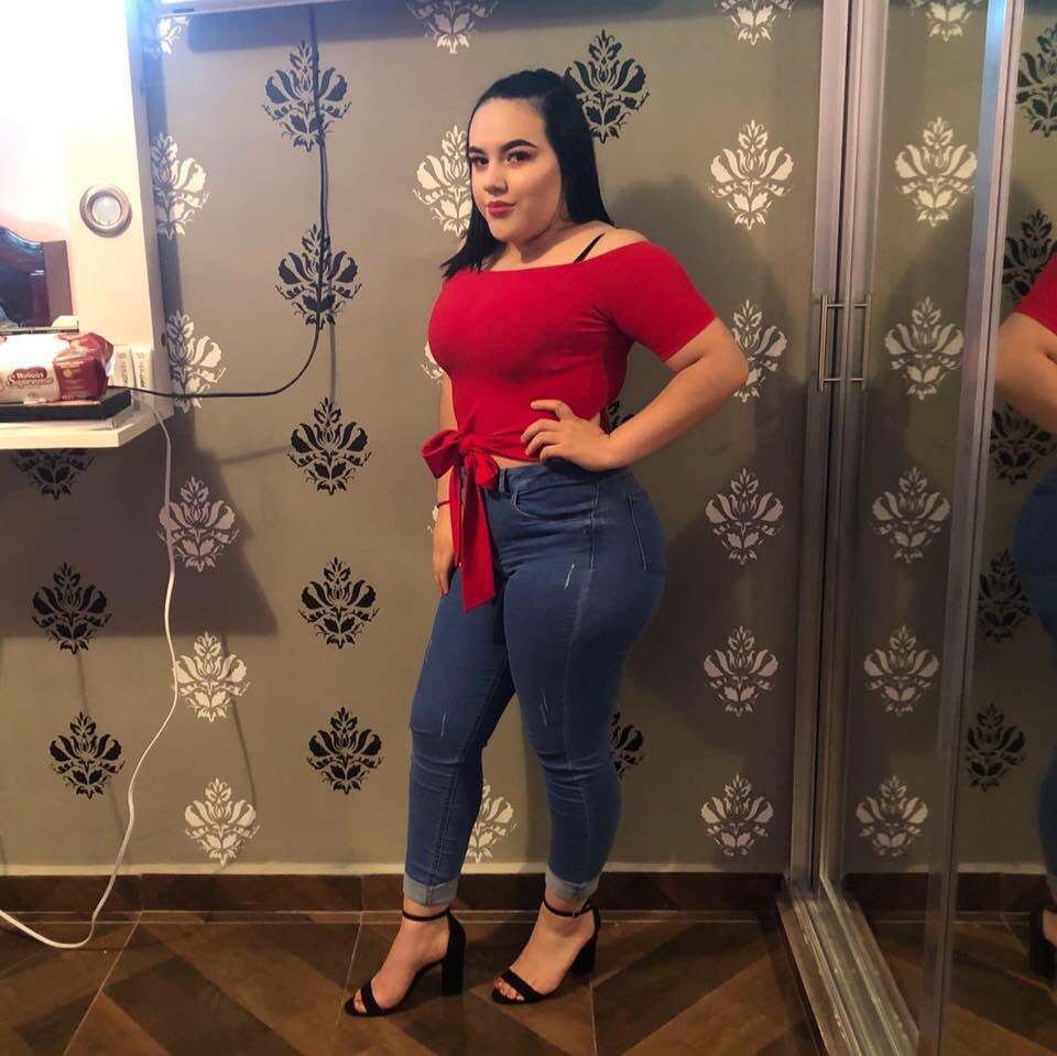 sexygirlslowcost on X: Re chiquita y re sabrosa #putiprincesa #putipobre  t.coiQZN0oBWcp  X