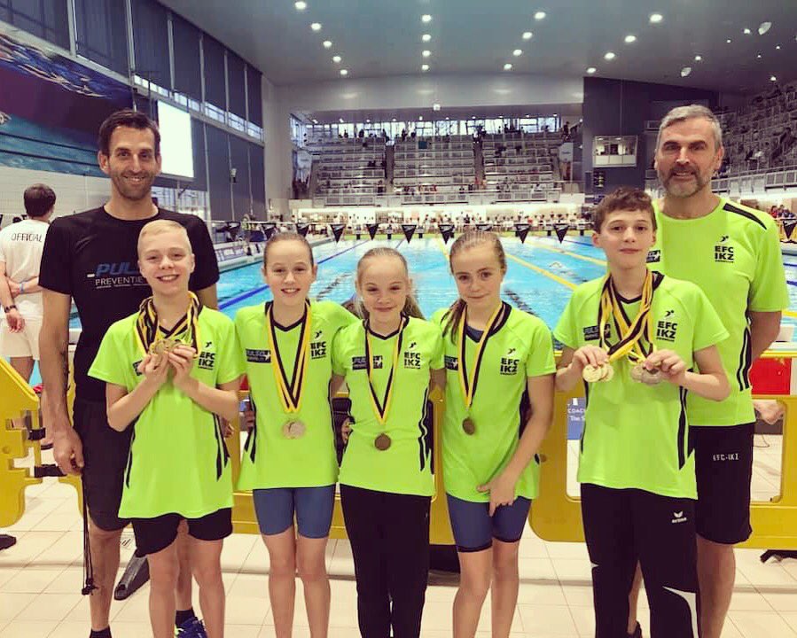 stefmoon's tweet photo. Great day ,Super Proud of you all!  KEEP GRINDING! Your Commitment To swimming does not go unnoticed... I am blessed to be called your headcoach! #ikz #ozeka Never Give up even as your results don’t go the way you want !!! #9Gold 🥇#2Silver 🥈 #4bronze 🥉 #motivation https://t.co/AoxC2dTZk1