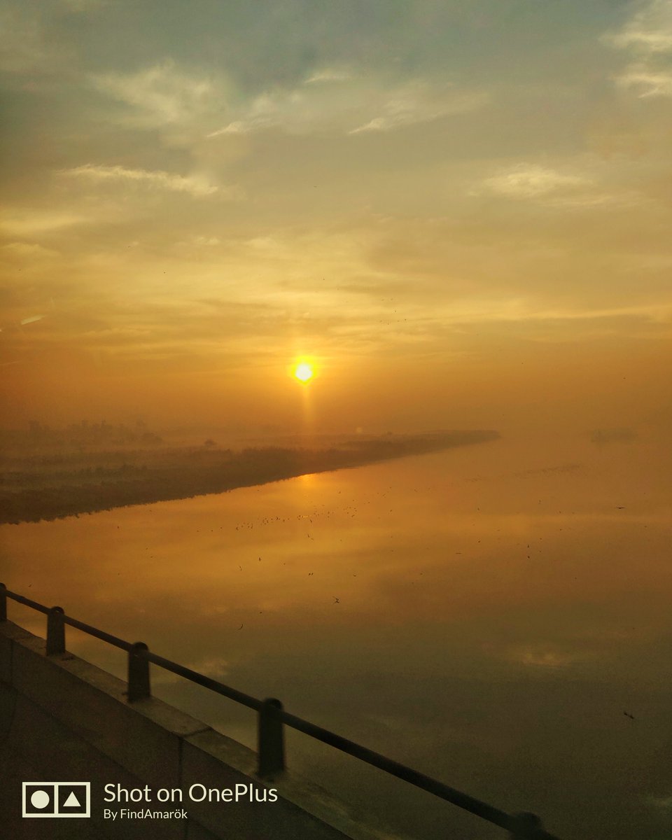 findamarok's tweet photo. || Uffff Ye Shukun ka ahsas ||
Shot : @OnePlus_IN @oneplus.
@tourism_delhi @incredibleindia
#sunrise #relaxed #peaceful #findamarok #peace #delhi  #travel #delhitourism https://t.co/NPw1gLeXlh