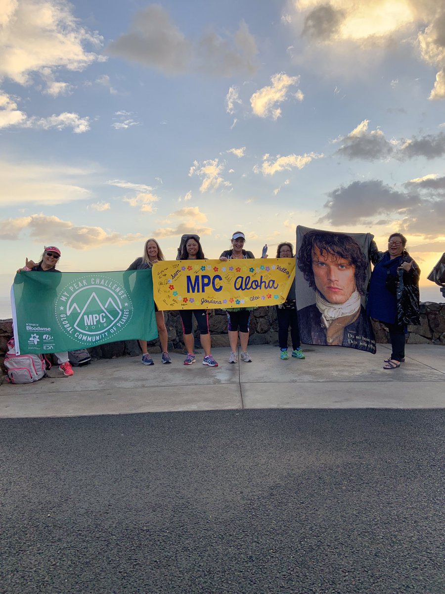 AlohaOutlanders's tweet photo. @MyPeakChallenge #AlohaPeakers &amp; #AlohaOutlanders braved the coming winter storm and hiked the Makapu’u Lighthouse trail. It was a gorgeous day after all! @jodykchang @islandgrl515 .@SamHeughan https://t.co/vdOxoqVtBs