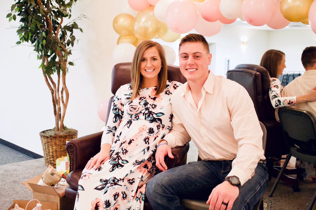 BlakeTStringer's tweet photo. Parents next month! https://t.co/i7qCV6WmBO