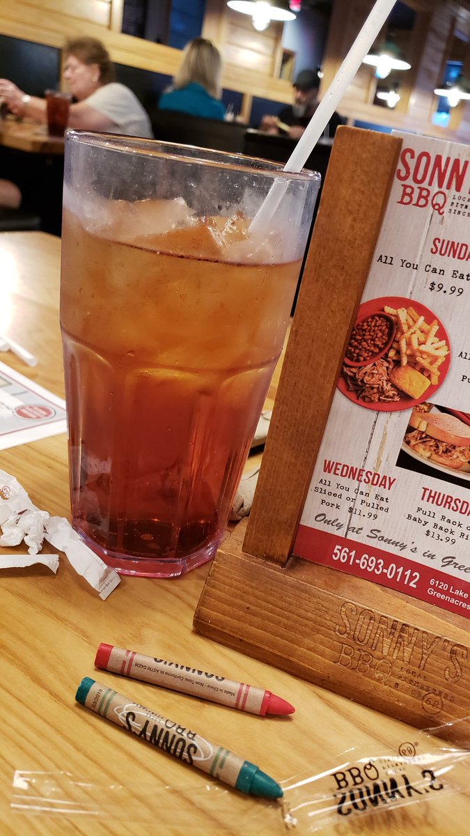 tsandg8r's tweet image. A productive day calls for a #HellaGood sweet tea &amp;amp; Sunday dinner @SonnysBBQ Now the decision... #Original #Sweet #Smokin or #Sizzlin ???