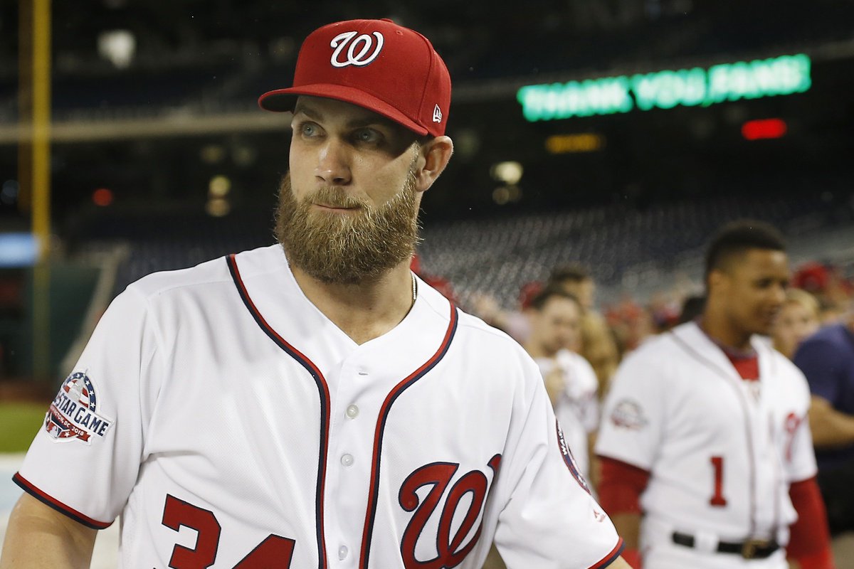 mlbtraderumors's tweet photo. The #SFGiants reportedly aren't wiling to approach $300MM for Bryce Harper https://t.co/xXEagKbLZQ https://t.co/SCnWsgn9MH