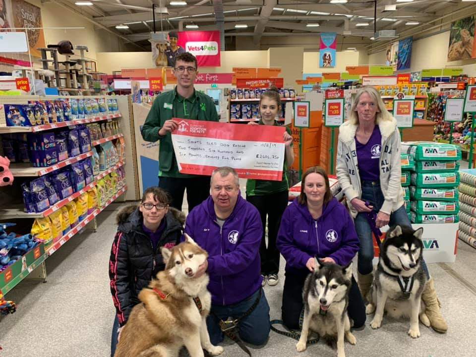 JohnstoneRowena's tweet image. @SaintsSledDogs @PetsatHome  Sorry i missed the opportunity to thank the Drumchapel staff today for their help and support again this xmas. A fabulous amount raised £2606.75  just wow. X