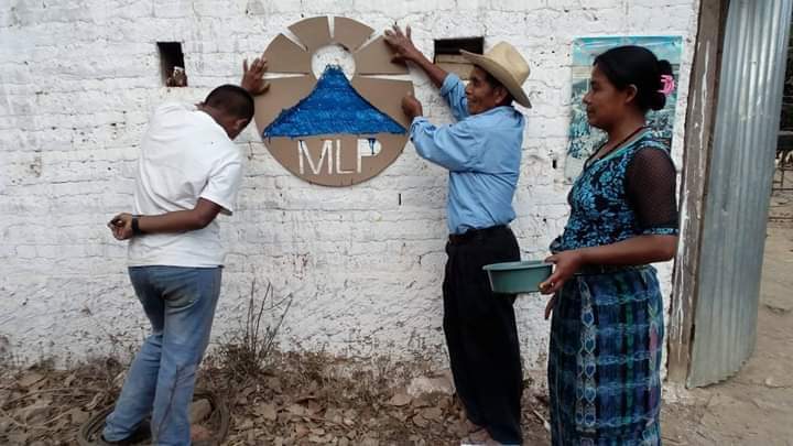 GtCodeca's tweet image. Se vuelve arte, cuando se hace por amor, por conciencia, por la liberación de los pueblos, no importa como, el asunto es que nace desde los más profundo, sin paga dineraria, solo encaminados hacia el ESTADO plurinacional y el buen vivir.