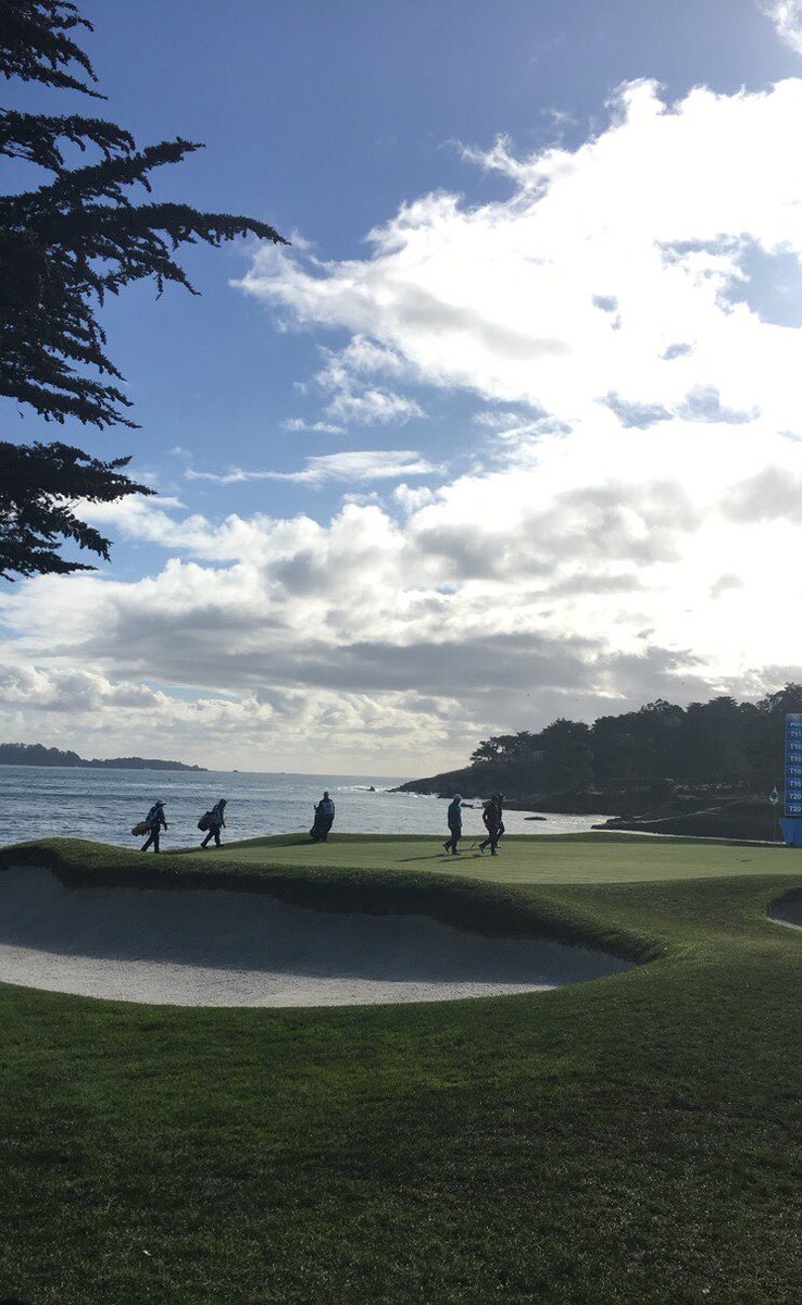 weareHMA's tweet image. Final day of the AT&amp;amp;T Pebble Beach Pro AM. The clouds gave way to a beautiful tournament close. 🌊#ATTProAm