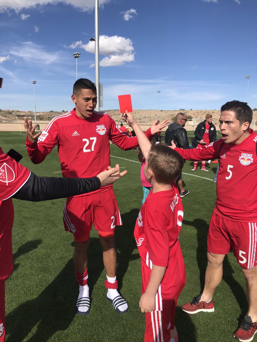 RedCardBoy1's tweet photo. Even the best get it from Red Card Boy! @clade5 @seanakiradavis #newyorkredbulls #nyrb #redcardboy #nyisred #arizonaisred #mls https://t.co/jeuEb4jkXM