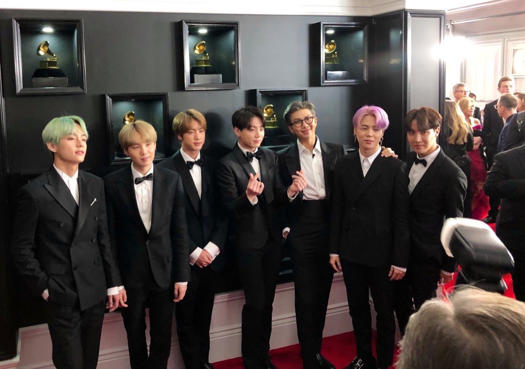 Roopretelcham39's tweet photo. 너희들의 꿈이자 우리의 꿈
그래미 입성 축하해!!!
진짜 매일이 짜릿하고 행복하다💜

#BTSxGrammys 
#GRAMMYs  
#TearItUpBTS 
@BTS_twt https://t.co/yulnhnwWOD