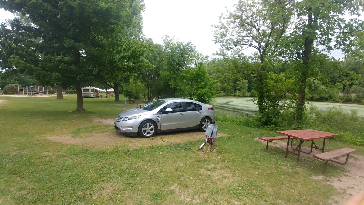 AmazingChevVolt's tweet photo. @Tesla90801351 @gwestr @ArkadiuszKula EDITORS NOTE/
#VolterHome...
I Coined This Hash Tag While #Camping, Plugged Into The Sites, Level 1, 120V AC.
85°, 10:00 PM.
AC-Great & Full Charge (40 Mi) By AM!
Camper Hook-Up's, Level 2, 240V AC Return 20-25 Mi/Hr!
Example:
40 @Tesla's All Pulling 300 Miles By 10:00 PM! https://t.co/NGQ6ACzPyq