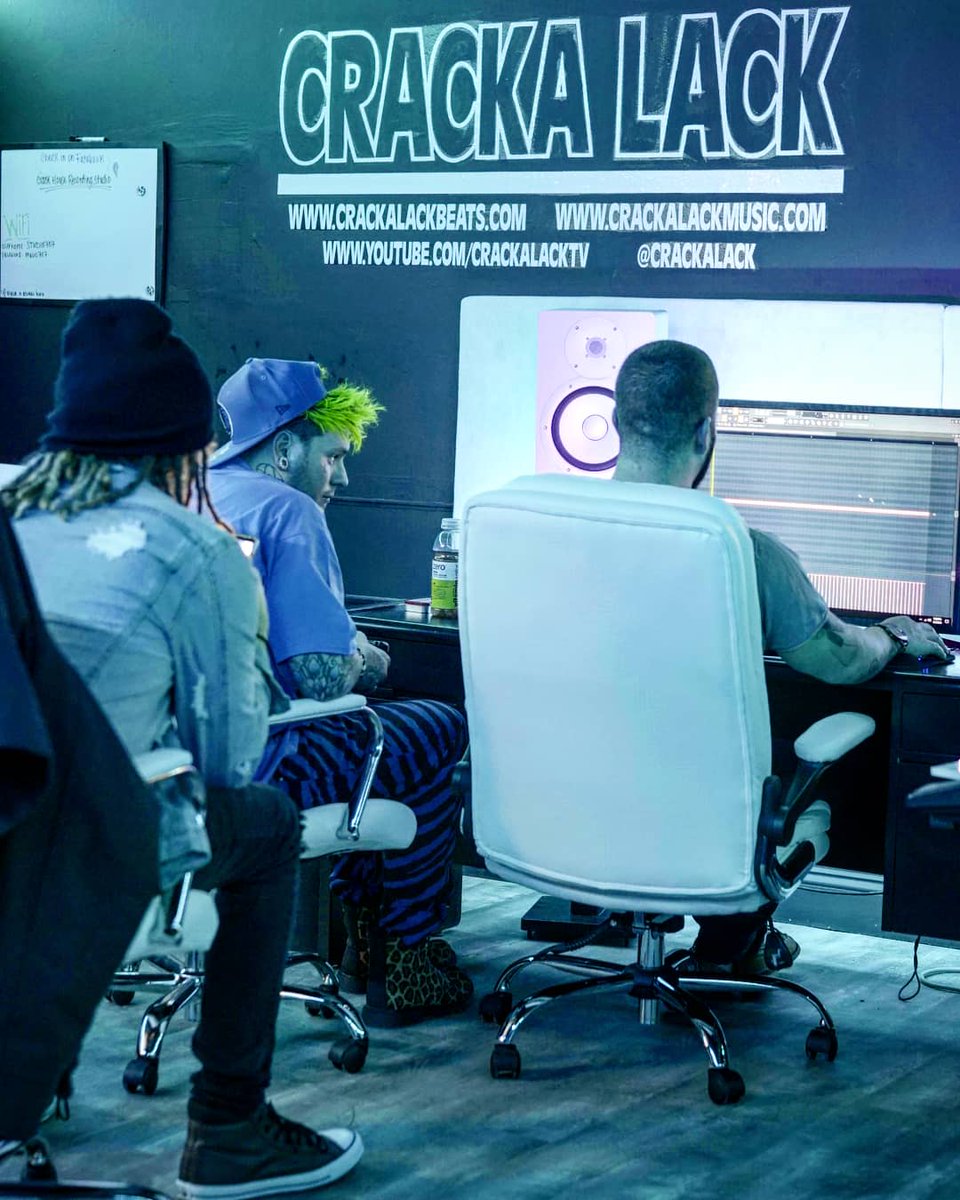 CrackaLack's tweet image. Speed Gang x Crack Gang. Me and @PatronBullets got a EP on the way. Making hella noise all year.

#CrackaLackOnTheTrack #SpeedGang