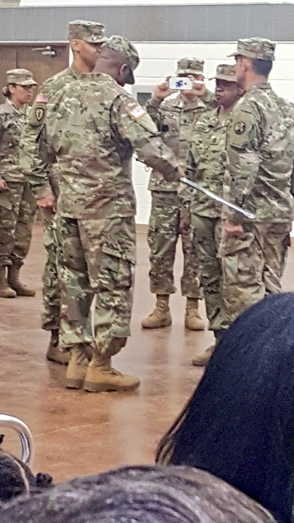 tyrunwrites's tweet photo. CONGRATULATIONS to 1 of my 3 BEST Army Buddies, CSM (Command Sergeant Major) Derrick Duncan. In witness of his Change of Command Ceremony today. The "GANG" was Front & Centered on this Momentous occasion. PROUD VET👏🏾👏🏾💯
#SALUTE #HOOAH #2019FORWARD #ARMYSTRONG https://t.co/dSn986Efgl