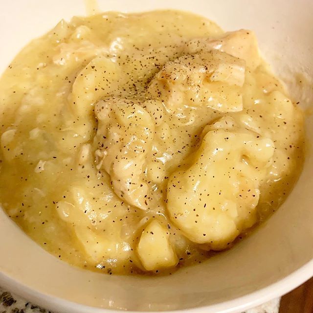 SavageLVSC's tweet photo. It’s cold outside and we are still #country Made my babygirl some #crockpot #chickenndumplings for dinner. #Savagekitchen will travel. #airbnb #yummly #crockpotrecipes https://t.co/92KJBMV3UE https://t.co/fEQFPplM2I