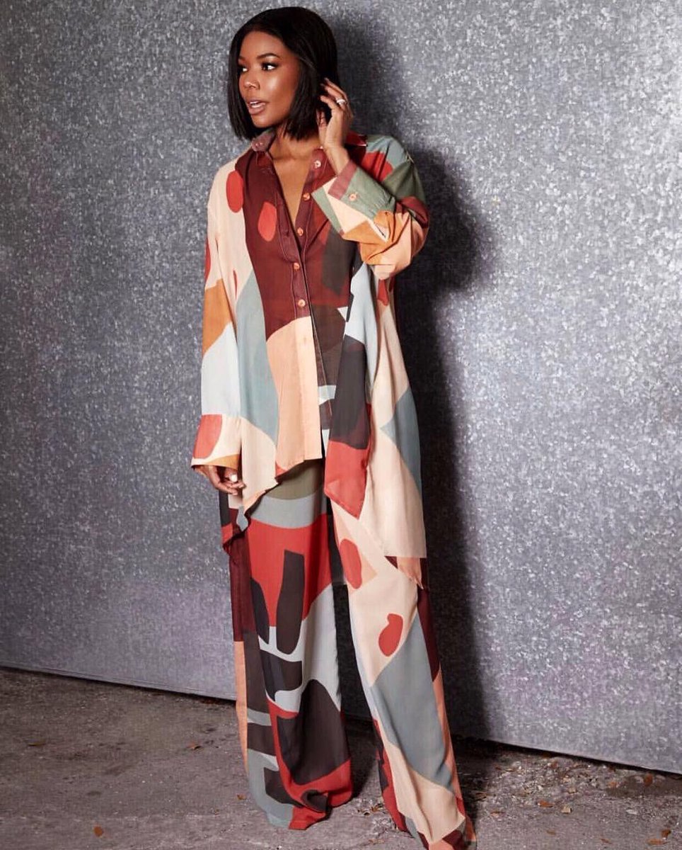 karibkollective's tweet photo. #StyleDem @itsgabrielleu is a whole mood wearing @fenoelofficial 🇬🇩#caribbeanfashiondesigner https://t.co/6pw6Es1rF4