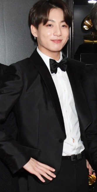 JAJAJAJAJJAJA BASTAAAA, TREMENDA POSA SE MANDÓ JUNGKOOK

#TearItUpBTS 
#Grammys