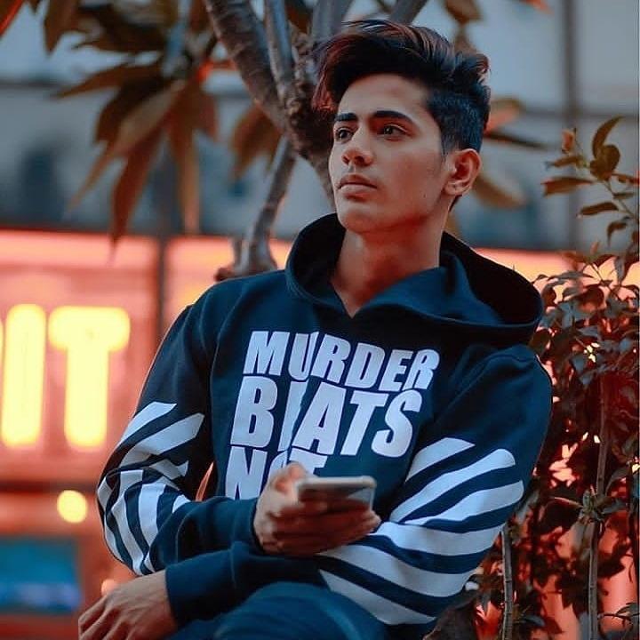 8NDG3GGZ9JeXAXJ's tweet photo. Bhai tu logo k dilo mai jinda hai jb tk hai jaan tb tk ledayi ledte rhe gai bhgwan nai chaha to jit bs apni hai
#love_danish_zehen 
@narendramodi https://t.co/CZrjJKZbqg