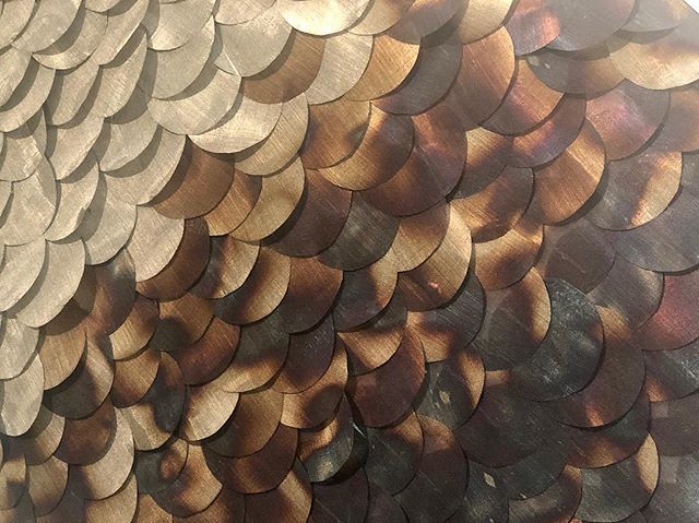 levinchin's tweet photo. @Regrann from @calzadafox - Experimental textiles with heat patina crafted sequins @muuna_matter today @surfacethinking #consideringcolour #colour #color #materials #design #creativesurfaces #surface #interiordesign #inspiration #metals #textiles #surfa⦠https://t.co/9tM5ueoA9i https://t.co/NSkxWQdiHW