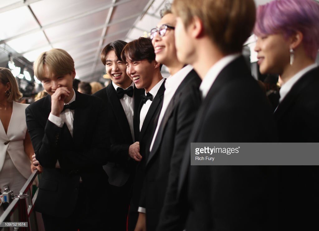 raboosh_ah's tweet photo. #TearItUpBTS
I'm sooooooooo proud plz they look so comfortable and confident my babies 💜💜💜💜💜💜💜
@BTS_twt https://t.co/ysWC8JlhCJ