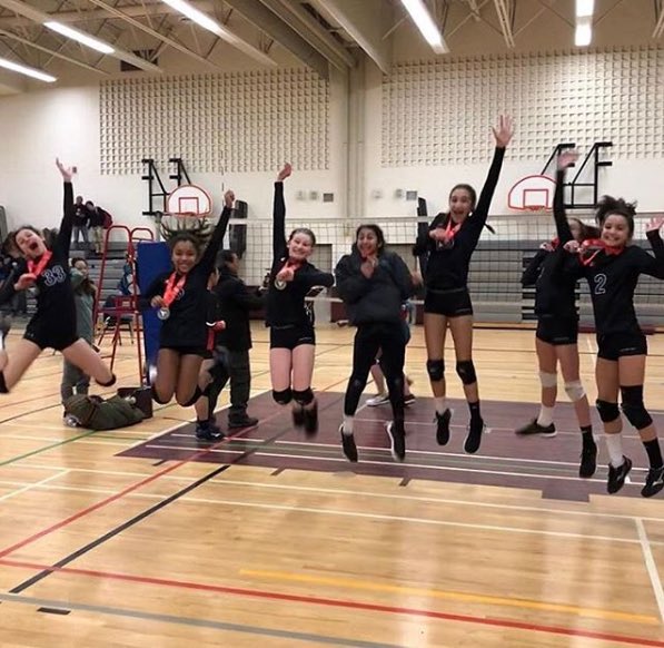 defensavb's tweet image. 13purple with the 2nd place Silver on Saturday! Way to go ladies.