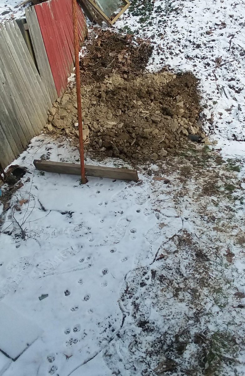 jukejoint_jimmy's tweet photo. Anyone who says all millennial's don't want to work isn't looking in the right places.#sweatequity 😀 Put a shout out on FB marketplace needing a helper , a young guy got in touch within 20 minutes and we both made out. There are #hustlers out there @garyvee  thank God 💯 https://t.co/IxFWmAIOH6