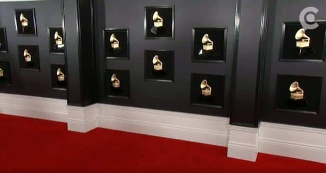 lalalanders7's tweet image. Demi llegando a los Grammy 💔😓 

#GRAMMYs #GRAMMYforFallInLine