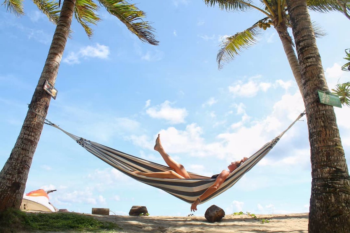 We wouldn’t have our Mondayzzz any other way at <a href="/uprisingfiji/">Uprising Fiji</a> 🏝
.
We absolutely love this 📷 from @katontravels 😍 
.
Tag us at <a href="/uprisingfiji/">Uprising Fiji</a> or use #uprisingfiji to feature and be credited on our page as our #guestpicoftheday 🤙