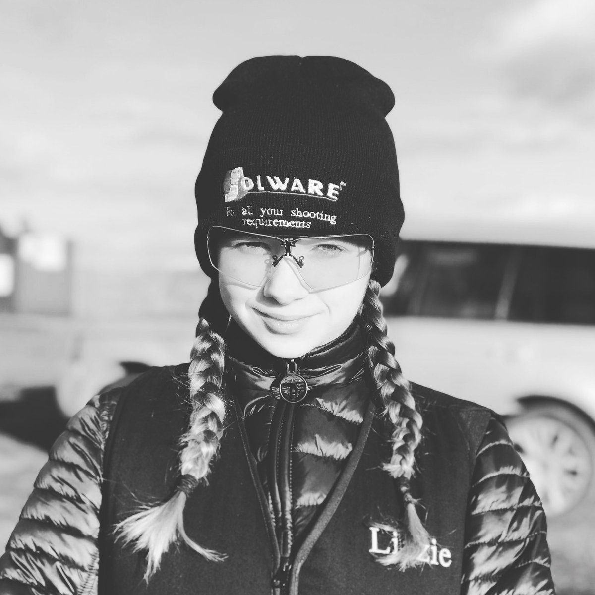 lizzieclayshooting tweet media