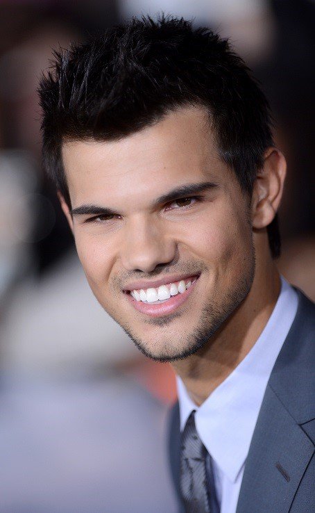Happy birthday to the good actor,Taylor Lautner,he turns 27 years today       