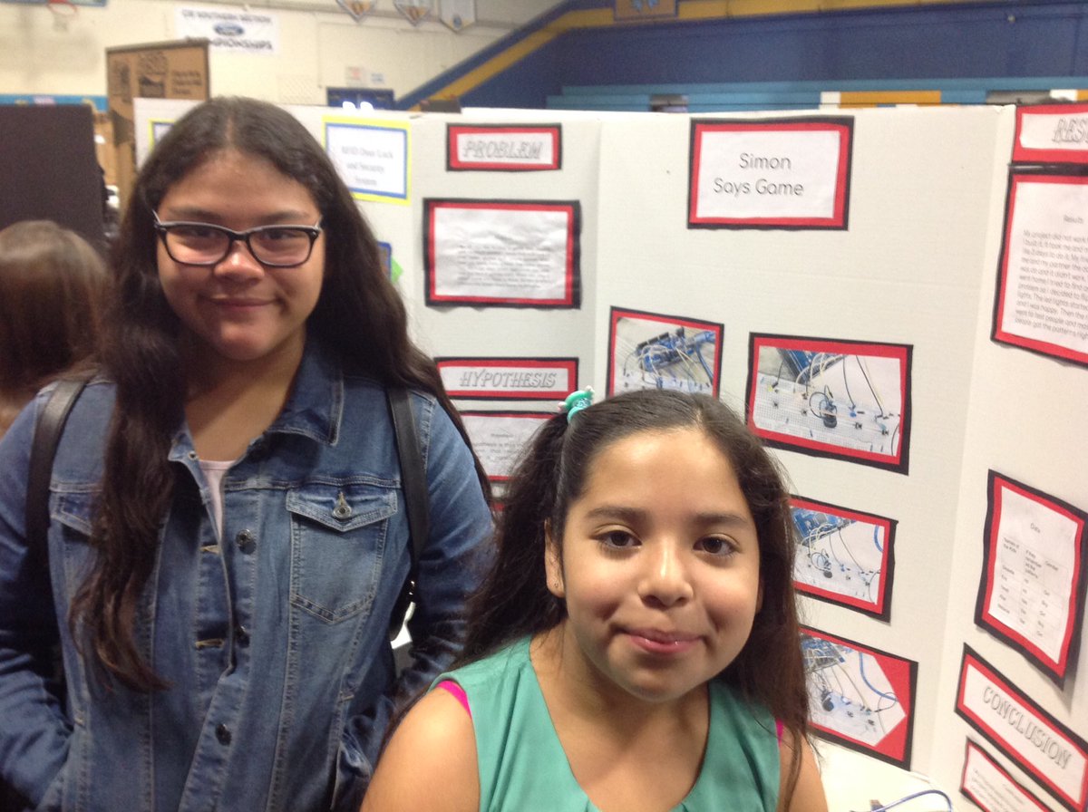 markswanson7115's tweet photo. Grimes' students present and past having a great day at BHS for district Science Fair. Great job kids,I'm proud of you way to represent your school https://t.co/G7WmRD8gnw