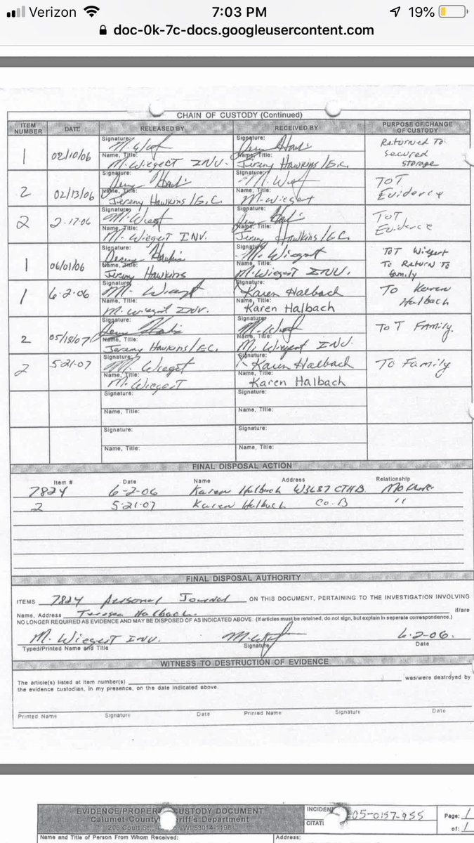 7pairsofpanties's tweet image. 1st photo shows no signature for bones being turned over, second photo is an example of Karen Halbach signing for getting some of her daughters things back like eyeglasses and journals...they never had her sign for the bones?? No one signed? #MakingAMurderer #MakingAMurderer2