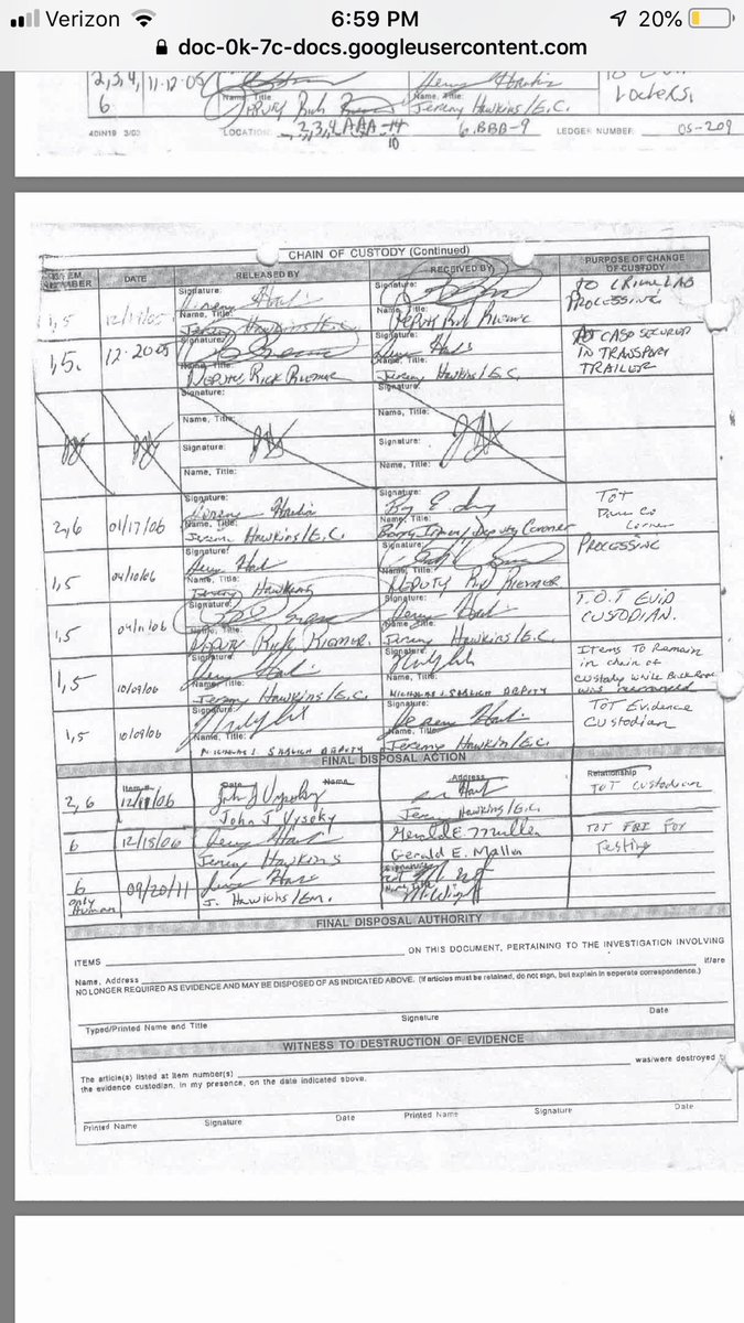 7pairsofpanties's tweet image. 1st photo shows no signature for bones being turned over, second photo is an example of Karen Halbach signing for getting some of her daughters things back like eyeglasses and journals...they never had her sign for the bones?? No one signed? #MakingAMurderer #MakingAMurderer2