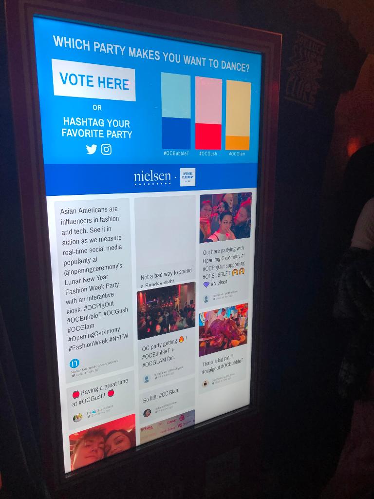 Nielsen_DEI's tweet photo. Choose your favorite party experience at our kiosk that is measuring real-time social media buzz at @openingceremony’s Lunar New Year Fashion Week Event.
#OCPigOut #OCBubbleT #OCGush #OCGlam #OpeningCeremony #Nielsen #FashionWeek #NYFW https://t.co/wWkRsHCnYd