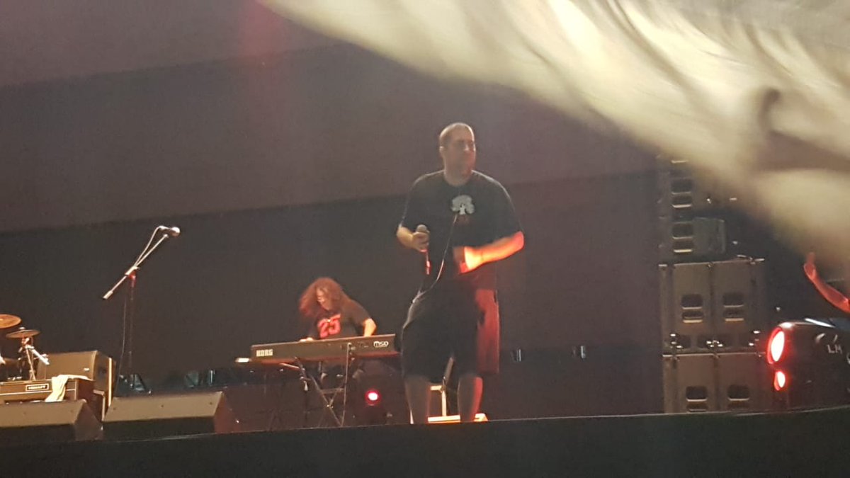 #Cosquin2019 
#AguanteTodo <a href="/LaFarsadelDrB/">LaFarsadelDrBerretin</a> 
<a href="/DonOsvaldoo/">#DonOsvaldo</a> <a href="/LaVeinticinco25/">La25</a> 
#rocknroll  <a href="/Mega983/">Mega 98.3</a> 
#Cordoba #cosquinrock2019 #CR19