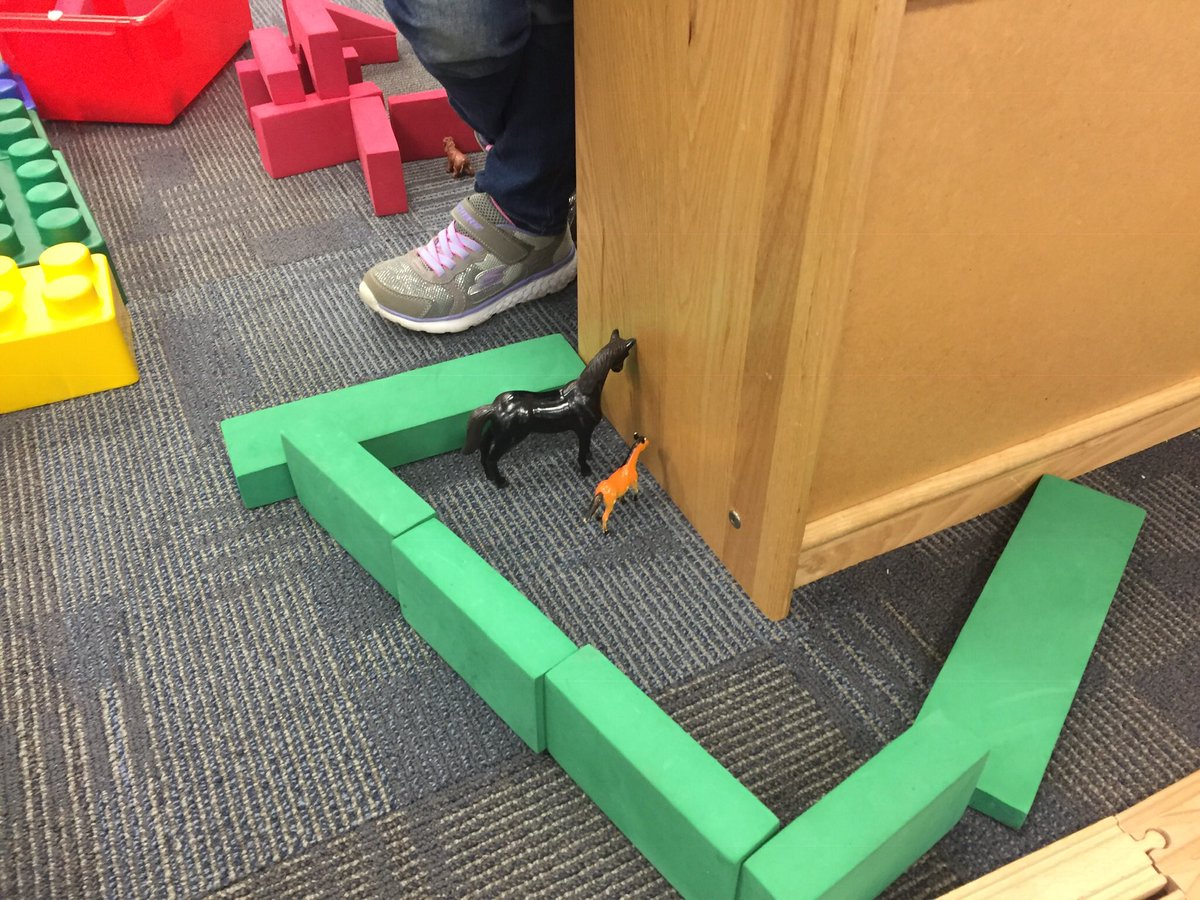 MissWolffECE's tweet photo. I have quite a few builders in my class! They used the blocks and the animals to make a zoo. They used the blue blocks to represent the water and made enclosures around groups of animals. #prek #prekindergarten #blockscenter #earlychildhood https://t.co/qFfs7aSOw7
