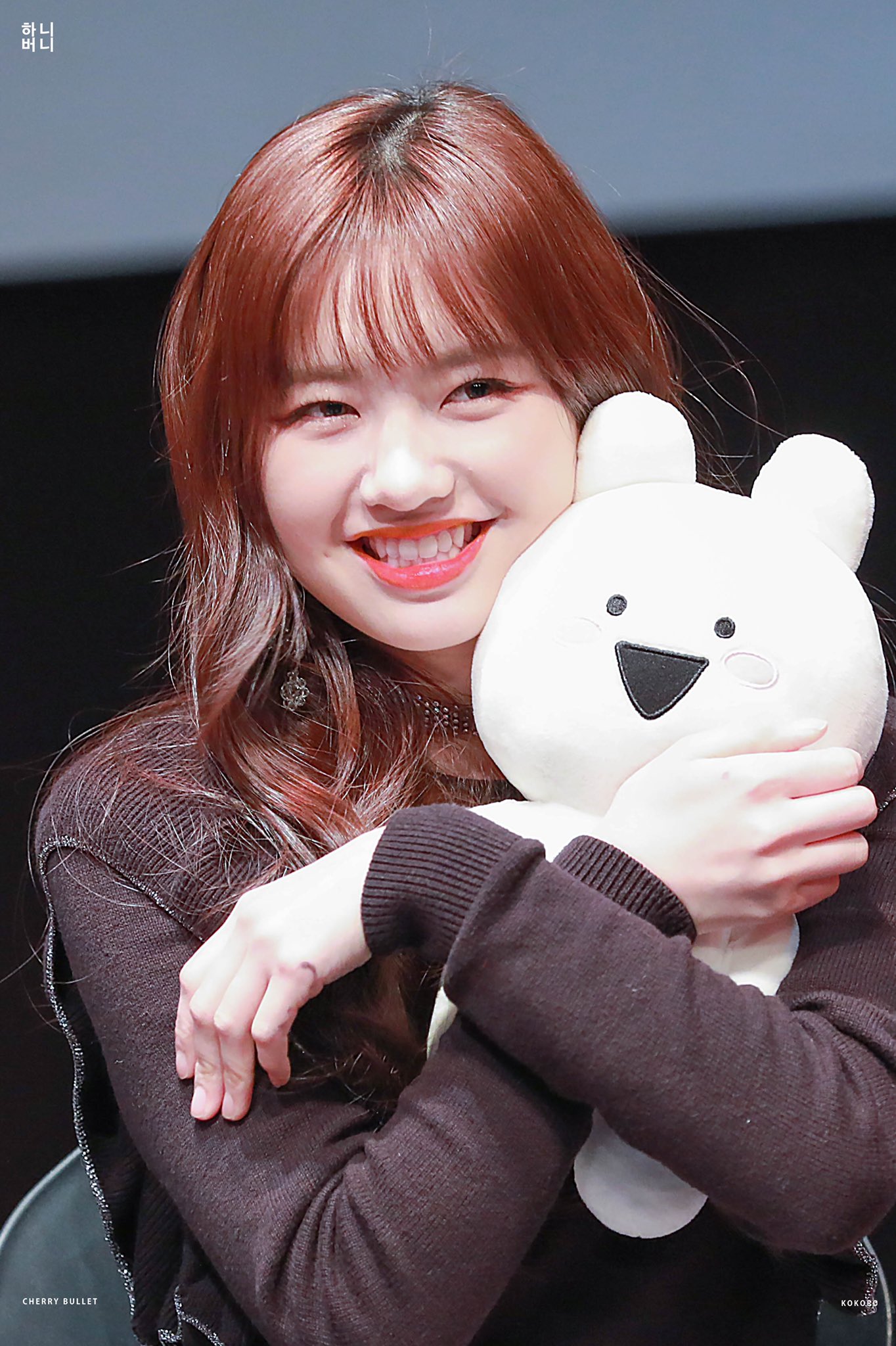 DzGgdXJVYAEMVKI.jpg:orig