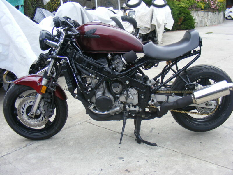 Cbr1000f cafe racer online