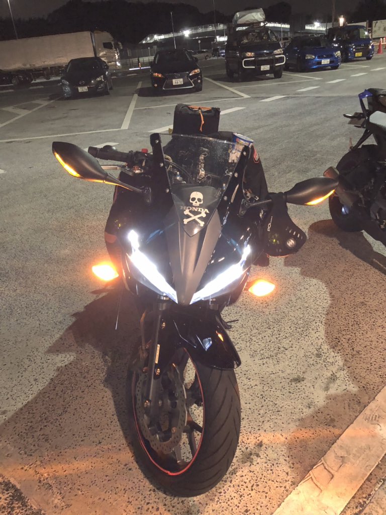 Taichi じゃがりこライダー Auf Twitter Pictmus Gou スカジャンとかどうです ラフなパーカーの上にma 1とかは 俺もレーサーレプリカ乗ってるし レーサーレプリカダサいとは言ってないですよ T Co 3j6u00ye5n Twitter