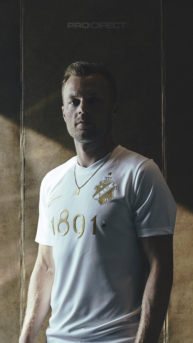ProD_Plus's tweet image. WALLPAPER: Sebastian Larsson in the stunning '1891 White Edition' AIK shirt for @ProD_Soccer.

💫