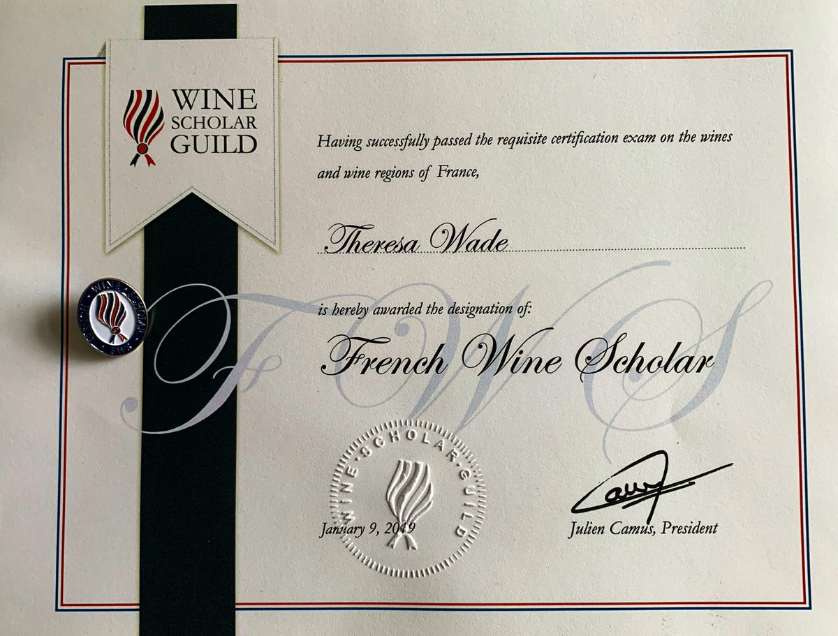 It’s official! #FrenchWineScholar #FWS @winescholarguil Thank you @WestLondonWine for the great teaching! 🇫🇷🍷