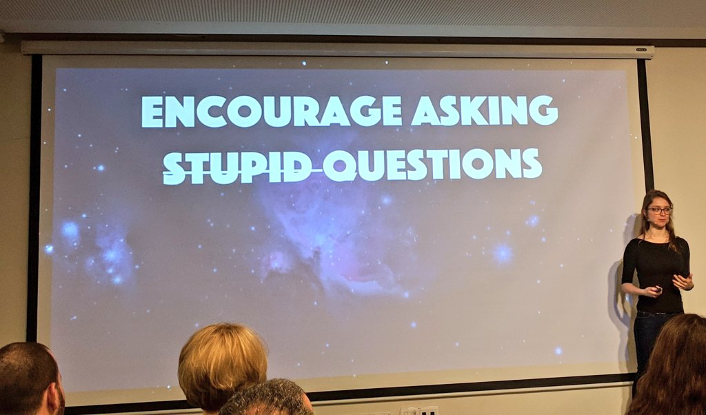 oryband's tweet image. Interesting talk at #gopherconil about encouraging #GoLang newcomers by @NataliePis
